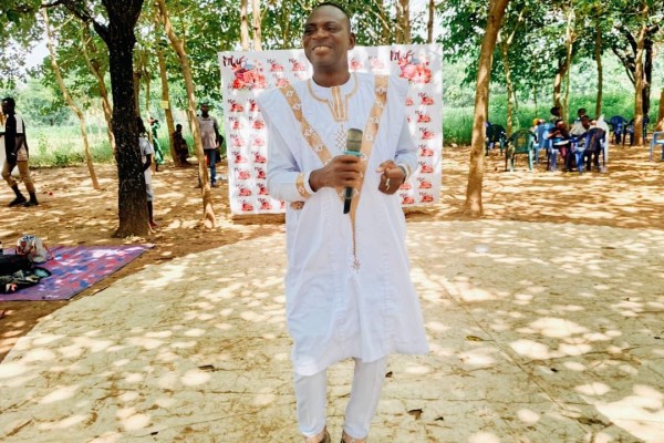 La fête des enfants organisée par le groupe LA FRATERNITÉ à la ferme de Teoukpara ( commune du Borgou), un succès grâce au dynamisme du président Edouard Goudémé ! ( Visitez l'album photos )